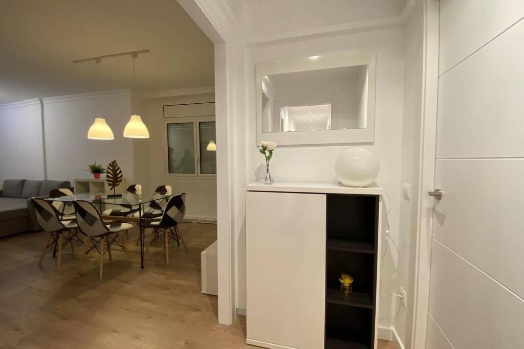 Apartamento Completo Muy Cerca Del Centro Ideal Para Familias Con Piscina Figueres  Exterior foto