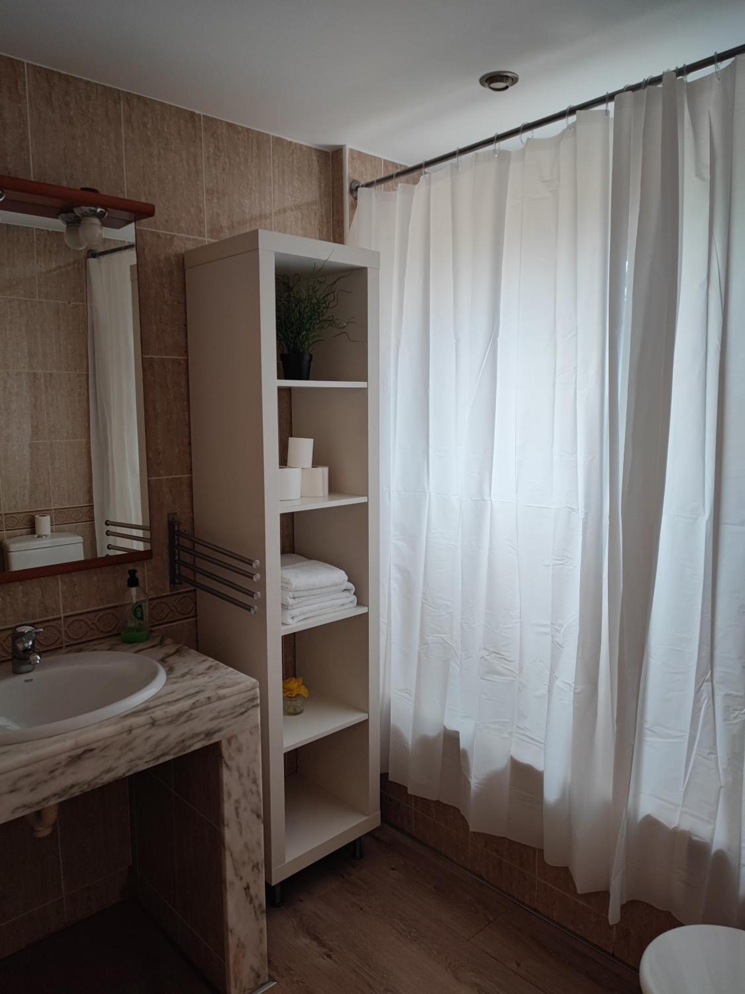 Apartamento Completo Muy Cerca Del Centro Ideal Para Familias Con Piscina Figueres  Exterior foto